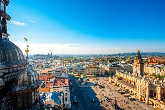 2 Days Tour to Auschwitz and Krakow from Warsaw - The early 5:00 am pickup: how day one really starts