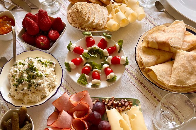 2-Hour Breakfast Experience in a Home from Warsaw - Your 2-hour Warsaw breakfast in Mona’s home: the feel of the experience