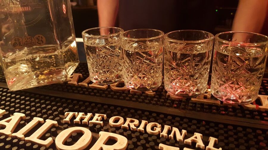 6-10 Vodka Shots Private Tasting Tour at Best Warsaw Bars - Food Pairings That Keep the Night Comfortable