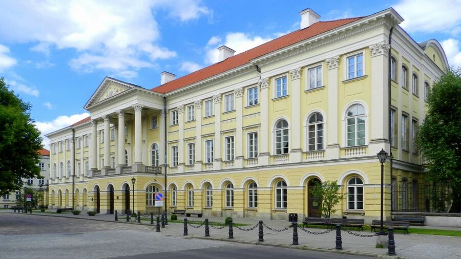 Chopin Tour in Warsaw with Skip-the-line Museum & Concert - Who this tour suits best (and who might want a different plan)