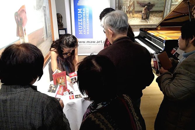 Daily live piano Chopin's concerts at 6:30 pm in the Warsaw Archdiocese Museum - Chopin at 6:30 pm in Warsaw’s Dean’s Palace hall