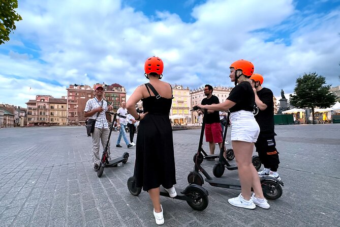 Electric Scooter Tour: Full Tour - 3-Hours of Magic! - Why a 3-hour electric scooter tour fits Warsaw so well