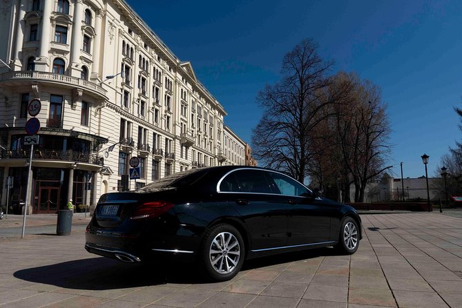 First class Warsaw Airport Transfer (WAW) - Your Return Ride, No Extra Planning on Departure Day