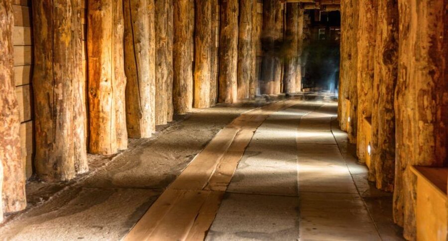 From Warsaw: Guided Tour to Wieliczka Salt Mine and Krakow - Inside Wieliczka: 2.5 hours underground with real stairs, real scale