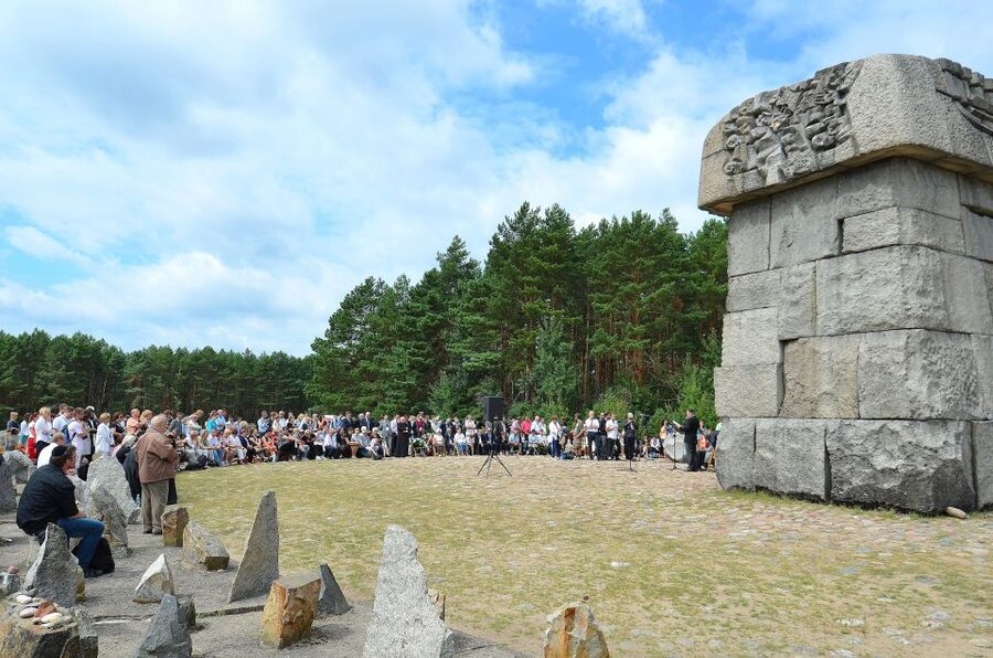 From Warsaw: Treblinka Extermination Camp Private Tour - Price and Value: Why $333 Can Make Sense Here