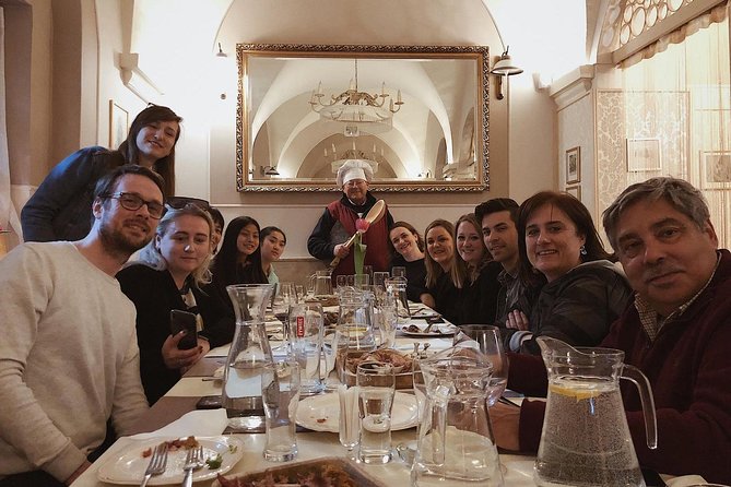 Half-Day Polish Food Walking Tour with Guide and Dinner - Who should book this Warsaw Polish food tour