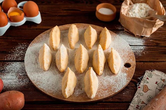 Half-Day Polish Food Walking Tour with Guide and Dinner - What you eat, the classics, and why you should lean in