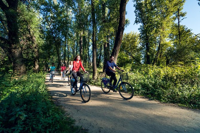 Half-Day Warsaw City Sightseeing Bike Tour for Small Group - Is the $43 price tag worth it for this route?