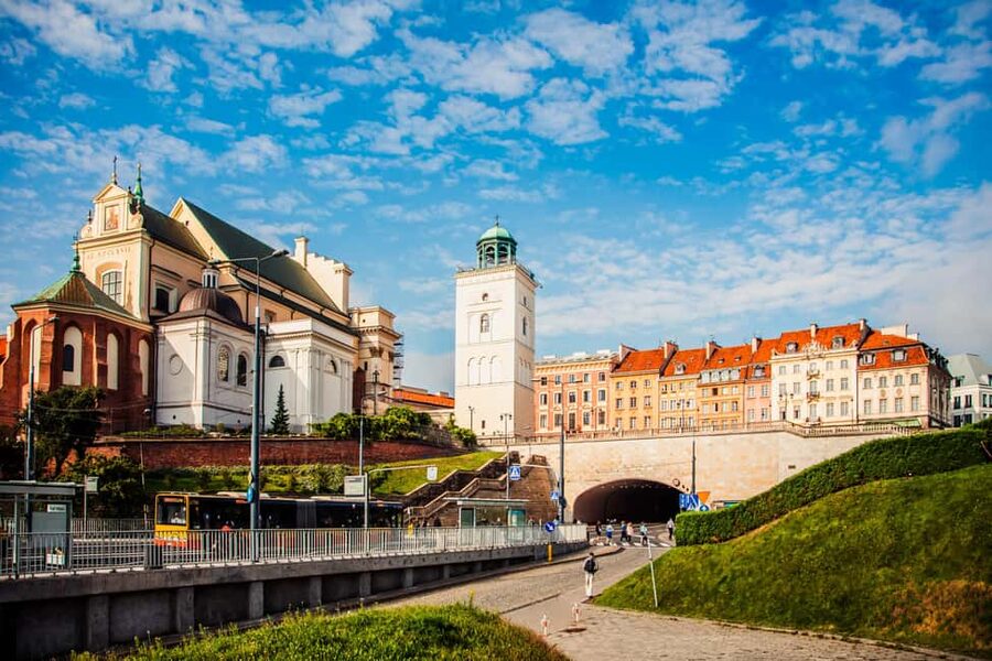 Highlights of Warsaw Private Bike Tour with Licensed Guide - Adding Lazienki Palace in the 4-Hour Option