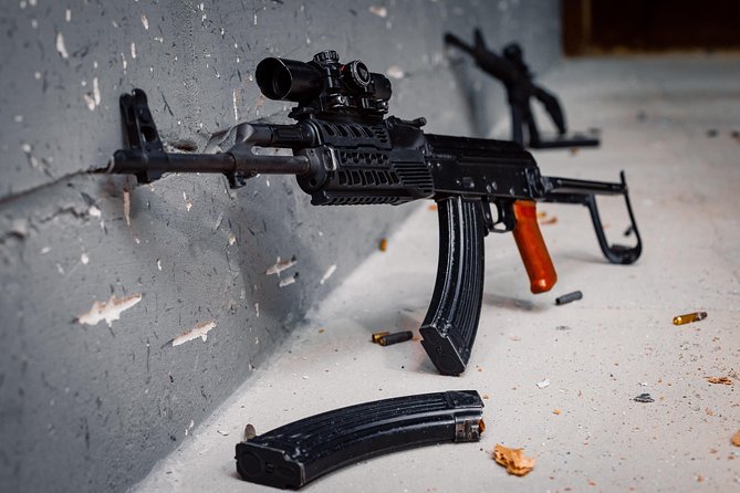 Indoor Shooting Range in Warszawa Package 2 - Key highlights at PM Shooter in Krakowiaków 80A