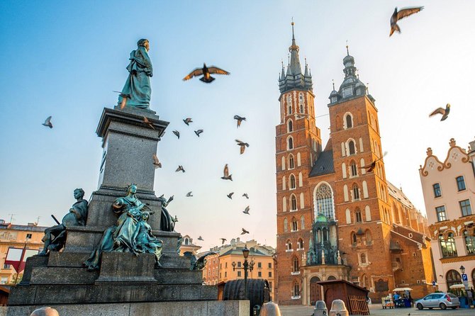 Krakow - Full Day Tour from Warsaw by private car - Wawel Royal Castle and Cathedral, what you actually get to see