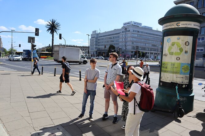 Life Behind the Iron Curtain Warsaw Walking Tour - Stop 3, the Ministry building: socialist realism as a message in stone