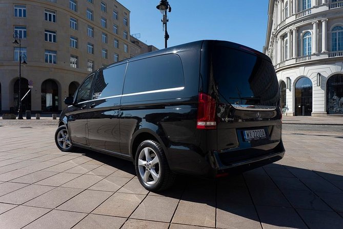 Luxury Warsaw Chopin Airport Transfer by private Minivan car - The ride details: luxury Mercedes minivan, Wi-Fi, water, and air-conditioning