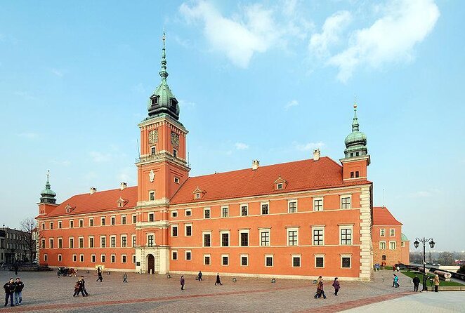 Must-do sites in Warsaw: retro car private tour with hotel pickup - Key Highlights You Will Actually Feel in Warsaw