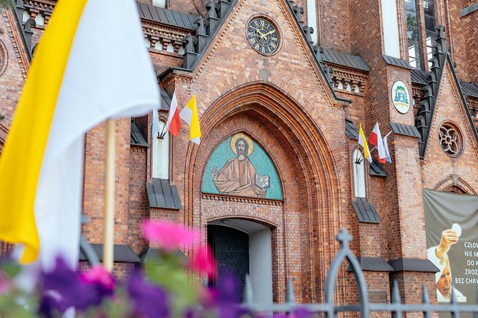 Off the Beaten Track in Warsaw: Private City Tour - Price and Value: What 77.06 Buys You Here