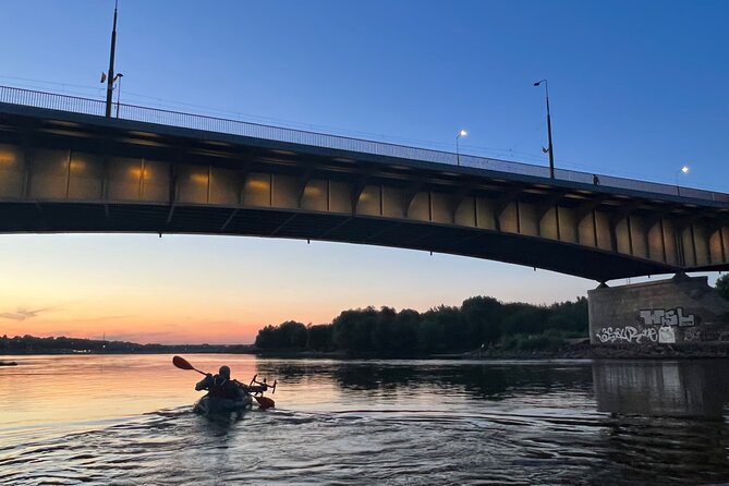 Packrafting / Kayaking Vistula River, Warsaw - Paddling as a rookie: balance, technique, and confidence