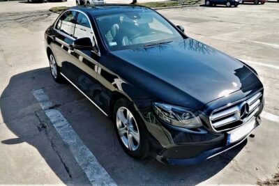 Private Round-Trip Transfer: Warsaw Chopin Airport (WAW)