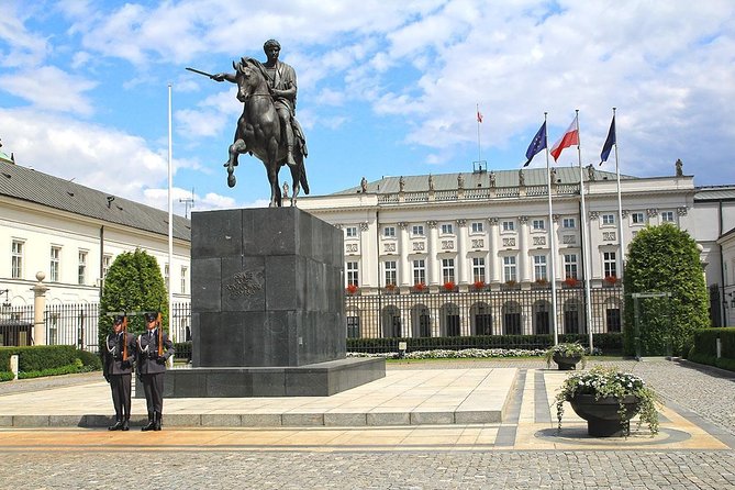 Private Tour: Warsaw best of 3-Hour Sightseeing Tour - Warsaw Uprising Museum and monuments: people, artifacts, and memory
