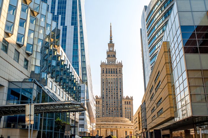 Private Warsaw City Tour with social-distance bus - Stop 2: Monument to Warsaw Ghetto Heroes and the POLIN Museum area