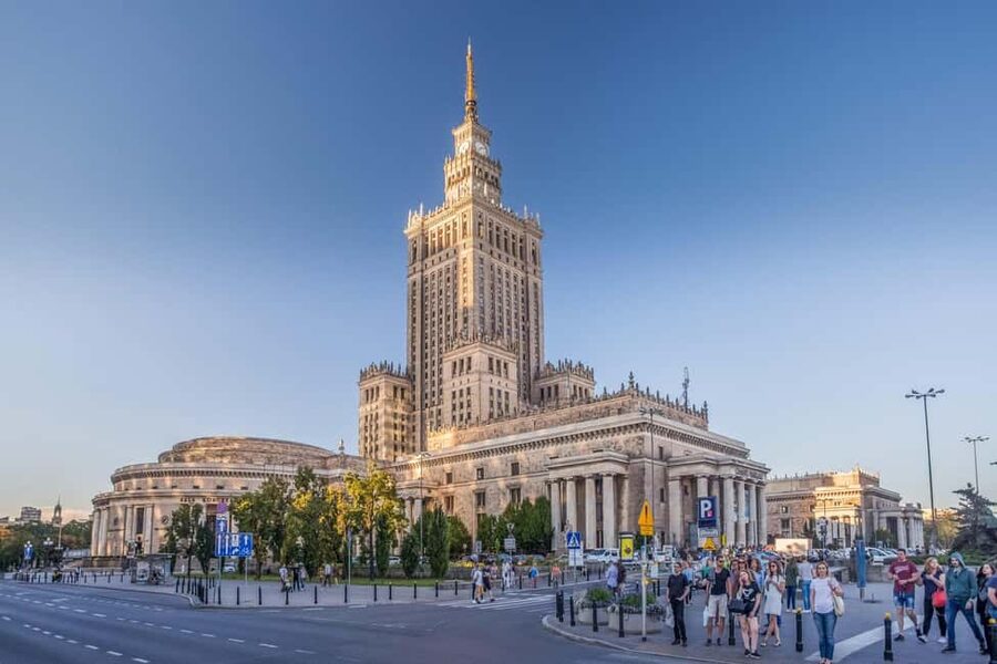 ROYAL & COMMUNIST WARSAW walking tour in English - English guide and value at $5, what you actually get