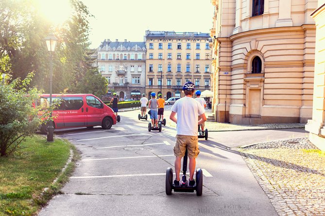 Segway Tour Warsaw: Old Town Tour - 1,5-Hour of Magic! - Meeting point on Chmielna 2, and what to expect before you go