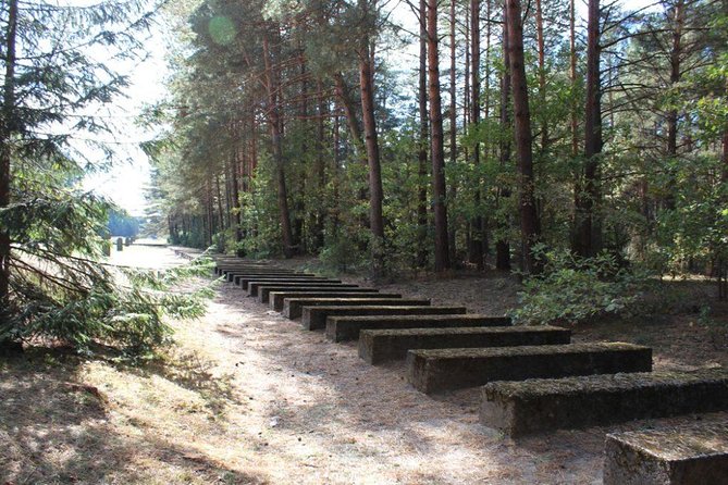 Treblinka Concentration Camp, Heartbreaking Tour from Warsaw - The car ride: comfort, pacing, and what is actually included