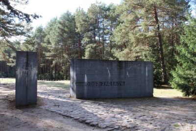 Treblinka Concentration Camp, Heartbreaking Tour from Warsaw