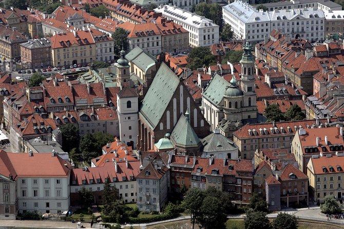 Walk through the Warsaw Old and New Town: like Phoenix from the ashes - Why this Phoenix-from-the-ashes walk feels different