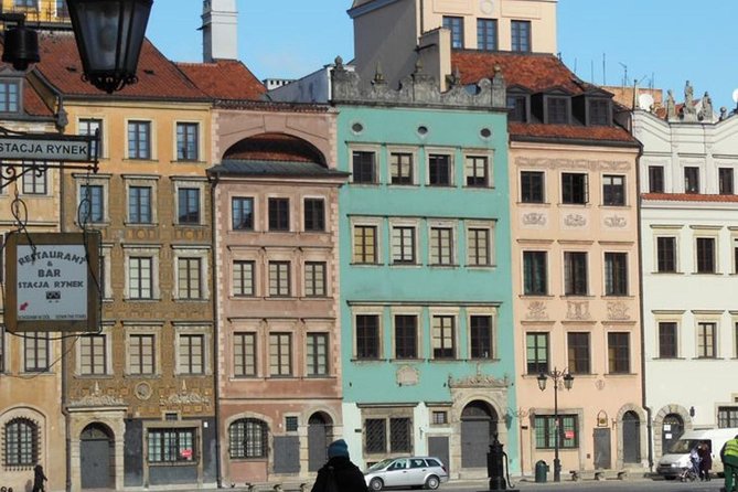 Walk through the Warsaw Old and New Town: like Phoenix from the ashes - Castle Square and the Royal Castle: UNESCO Old Town and why the rebuilding was its own story