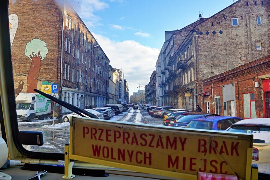 Warsaw: 2.5-Hour Dark Side - Praga District by a Retro Bus - Praga’s Bermuda Triangle: courtyards, shrines, and the name behind the myth