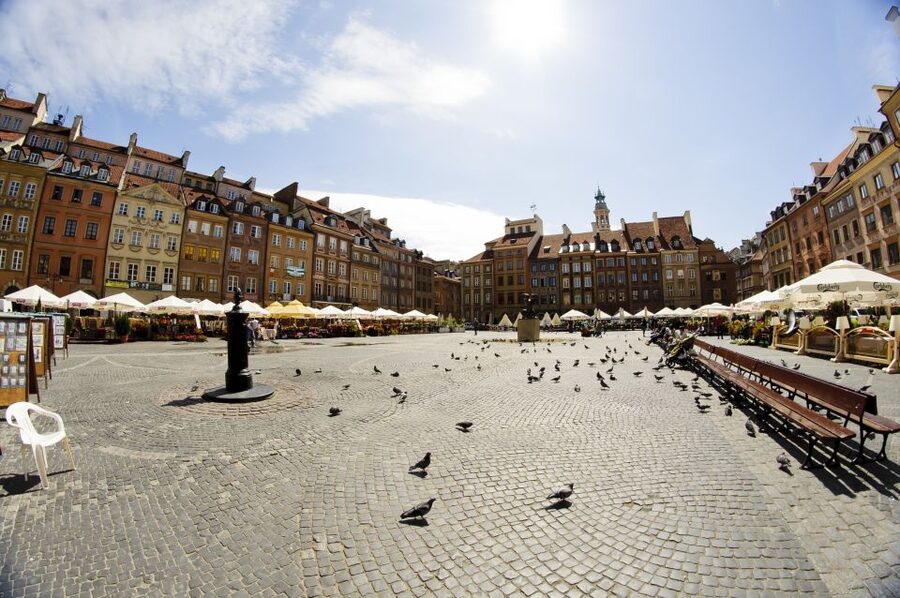 Warsaw: 2-Hour Guided Old Town Walking Tour - Why Warsaw Old Town works best as a guided 2-hour walk