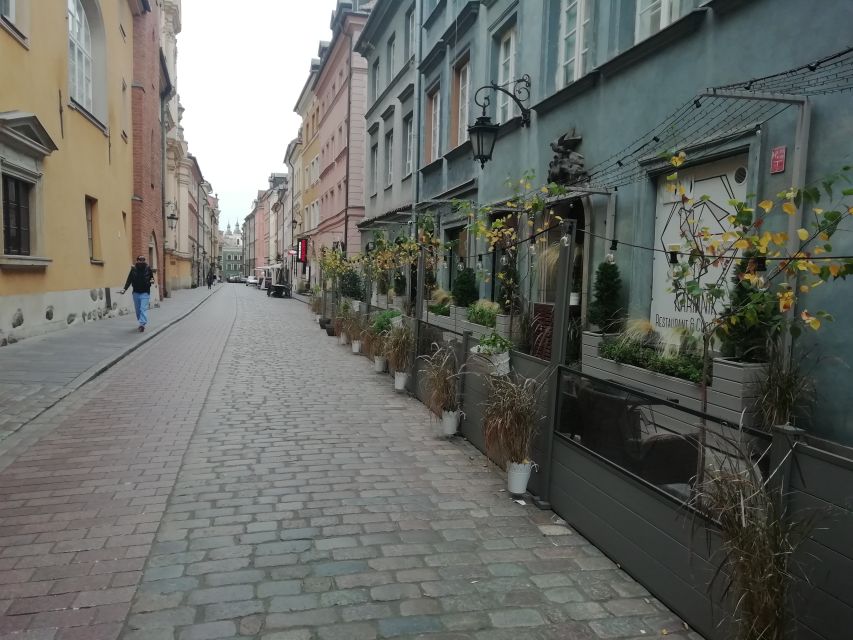 Warsaw: 2-Hour Old Town Walking Tour - New Town: closing the loop and understanding what came after