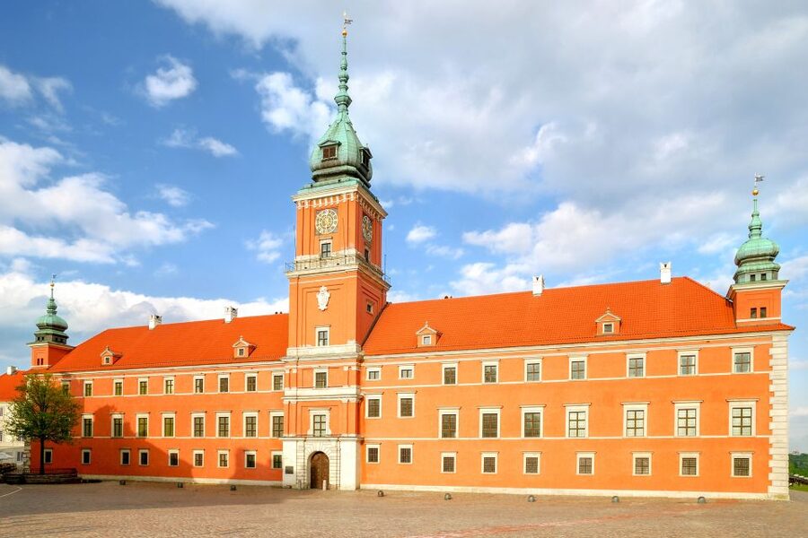 Warsaw: 2-Hour Old Town Walking Tour - Meeting at Nicolaus Copernicus and getting oriented fast