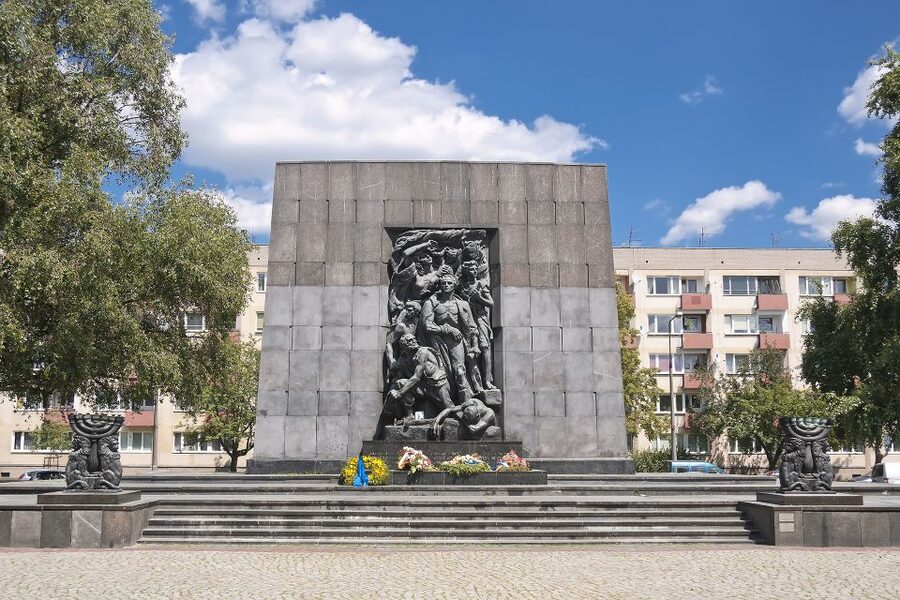 Warsaw: 3-Hour Panoramic City Bus Tour with Pickup - Group size, comfort, and pickup: how logistics shape the experience
