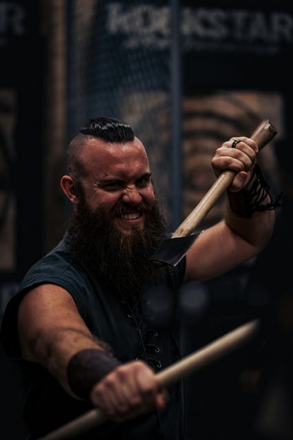 Warsaw: Axe Throwing Experience - The 1-Hour Session Flow: What You’ll Do From Start to Finish