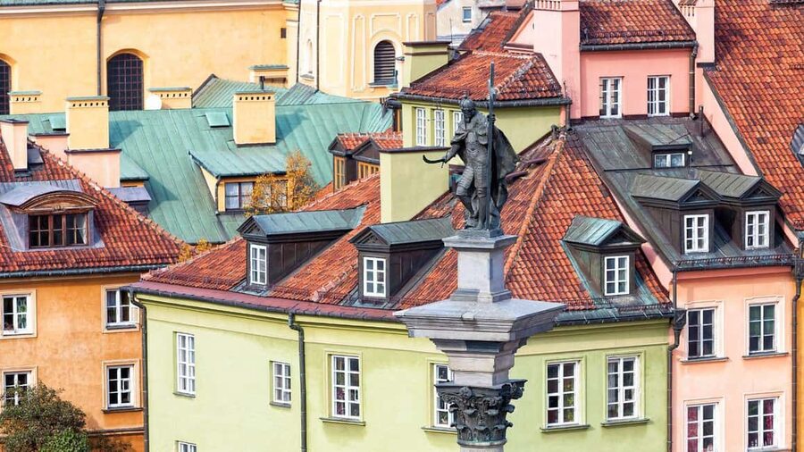 Warsaw City Game: Discovering Famous Polish Heroes - Old Town and the Main Market: Where Points Feel Earned
