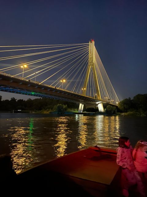 Warsaw: Evening Vistula Cruise with Welcome Drink - Old Town and Royal Castle Views Without the Crowds