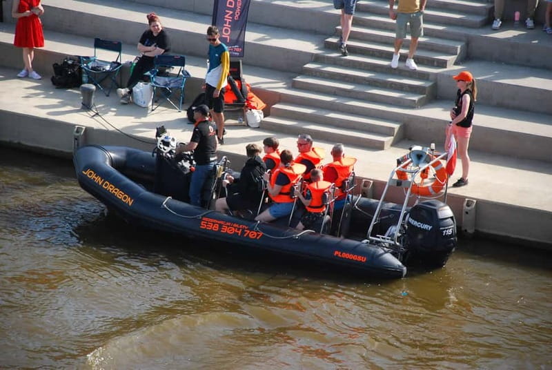Warsaw: Explore the Vistula on Its Longest Speedboat Route - Bridge Time in Warsaw: Siekierkowski, Łazienkowski, Poniatowski, Świętokrzyski and More