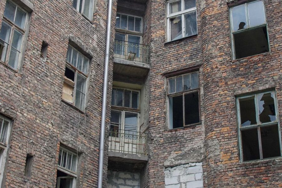 Warsaw: Ghetto, Jewish Cemetery & POLIN Museum Private Tour - Umschlagplatz, the departure point for Treblinka transports