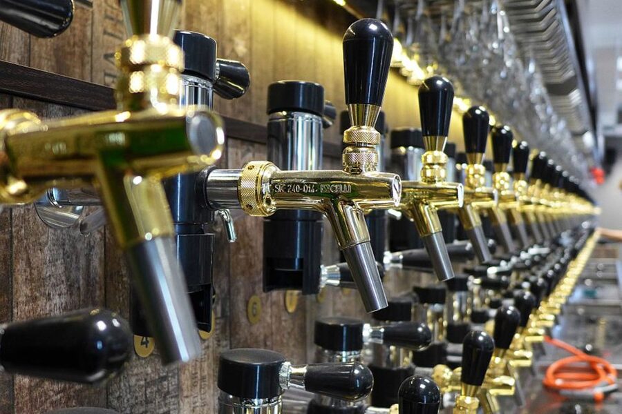 Warsaw: Guided Craft Beer Tour - Meeting at Kufle i Kapsle, Then Moving Like a Beer Insider