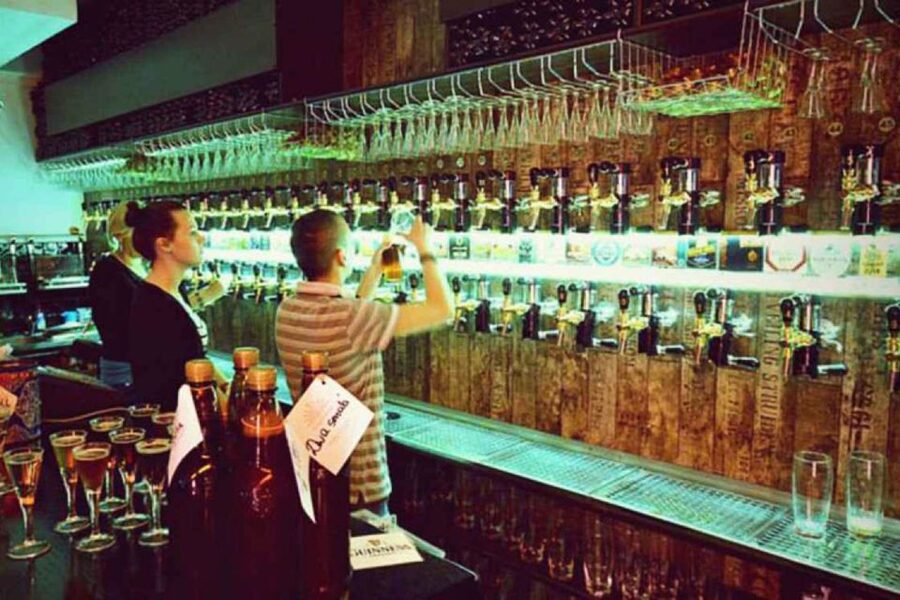 Warsaw: Guided Craft Beer Tour - Your Guide Makes or Breaks the Night: Julek and Julius Energy