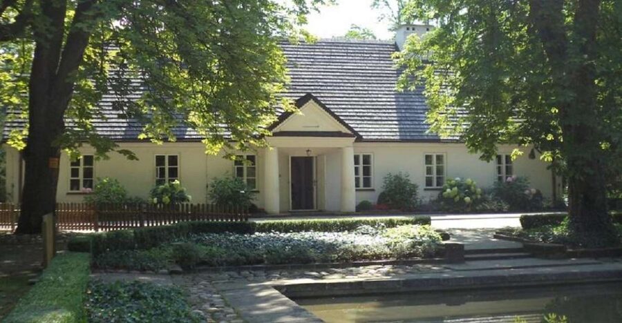 Warsaw: Half-Day Private Chopin Tour to Zelazowa Wola - Why Chopin’s Warsaw plus Zelazowa Wola makes sense as a half-day