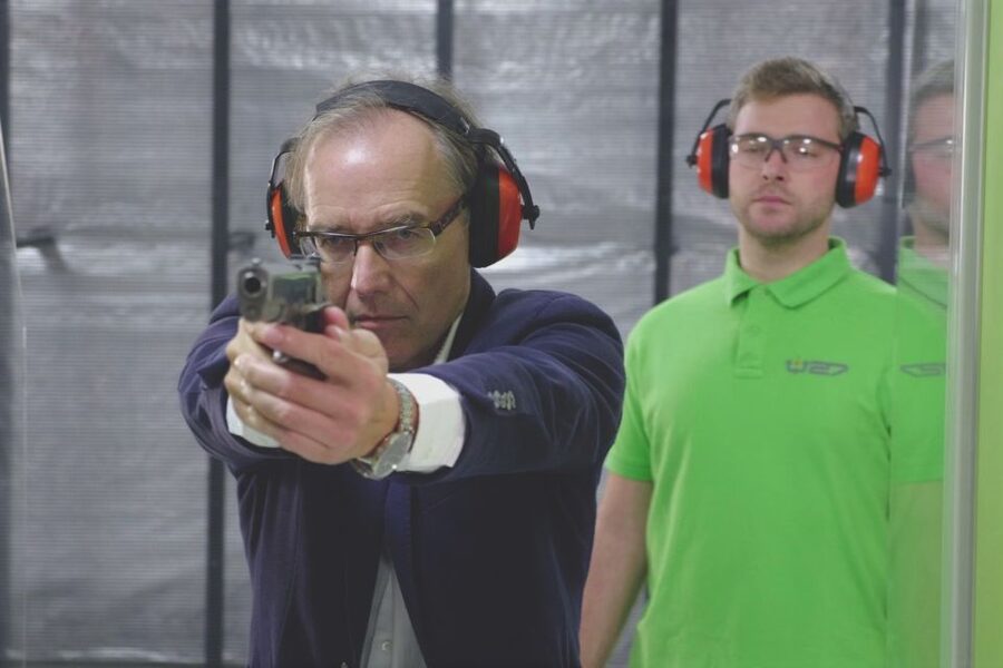 Warsaw: Indoor Shooting Range Experience - English-Speaking Instructors and Private Coaching