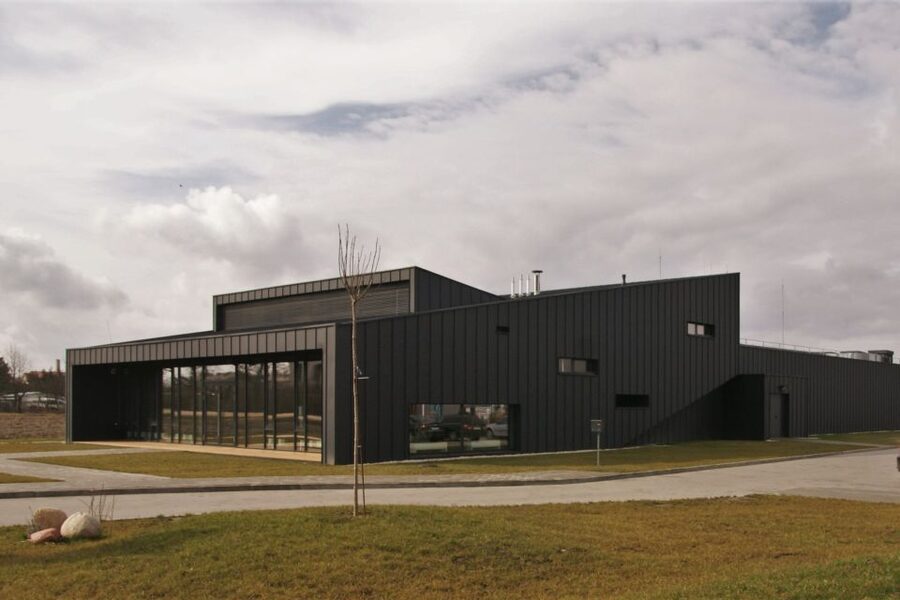 Warsaw: Indoor Shooting Range Experience - Where You Meet in Warsaw: The Black Building Opposite the Cemetery