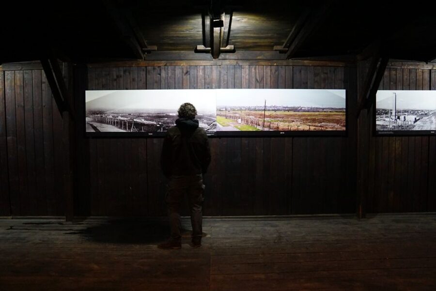 Warsaw: Majdanek Concentration Camp & Lublin Guided Day Tour - The Front Gate Monument and Prisoner Conditions