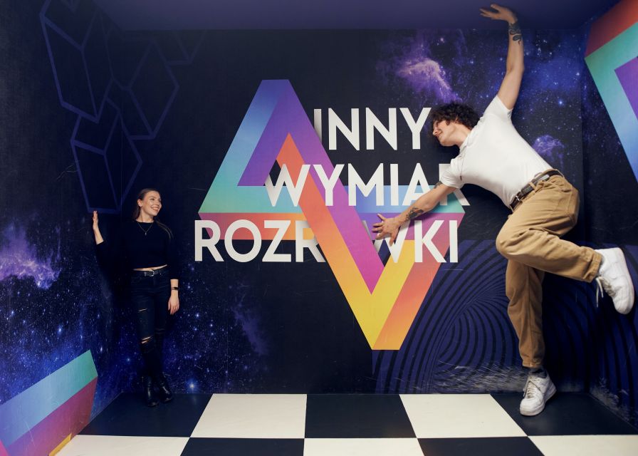 Warsaw: Museum World of Illusion Entry Ticket - The Vortex Tunnel and Mirror Room, where the wow factor is easiest