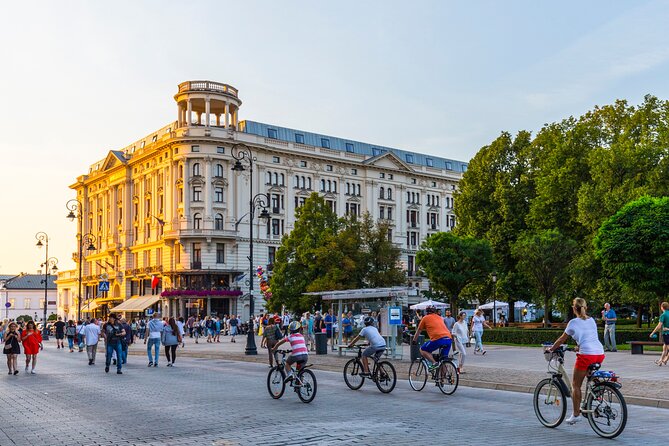 Warsaw Must-See Local City Tour with Antek and Tomek - Royal Castle Courtyard, Royal Gardens, and That View of the Façade