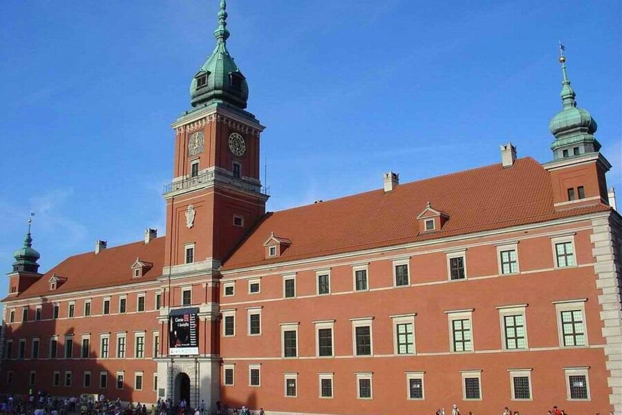 Warsaw: Old and New Town Private Walking Tour - Barbican, Kanonia Street bell, and the walls above the city