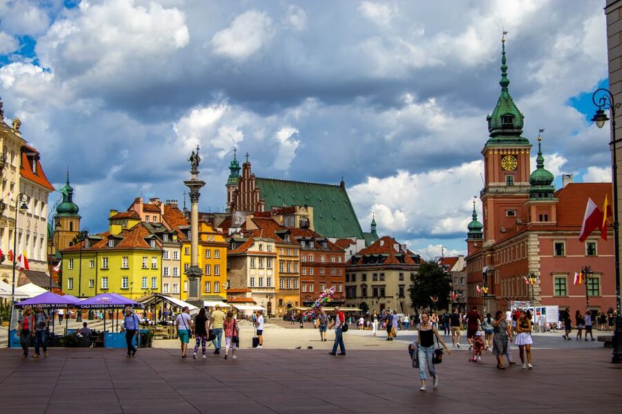 Warsaw: Old Town Highlights Walking Tour in English - Chopin’s Heart, Marie Curie, and the Human Side of Warsaw