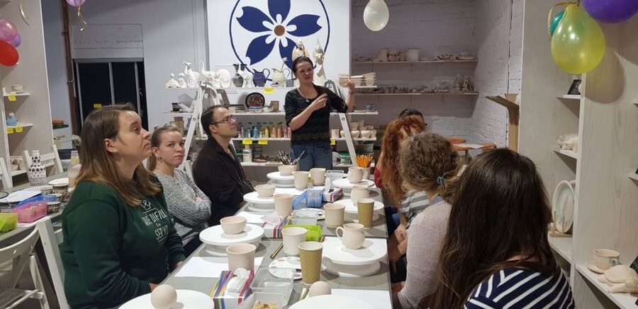 Warsaw: Pottery Decorating Ceramic Workshop - Where the Workshop Starts: Polska Ceramika Bolesławiec & Warsztaty Ceramiczne